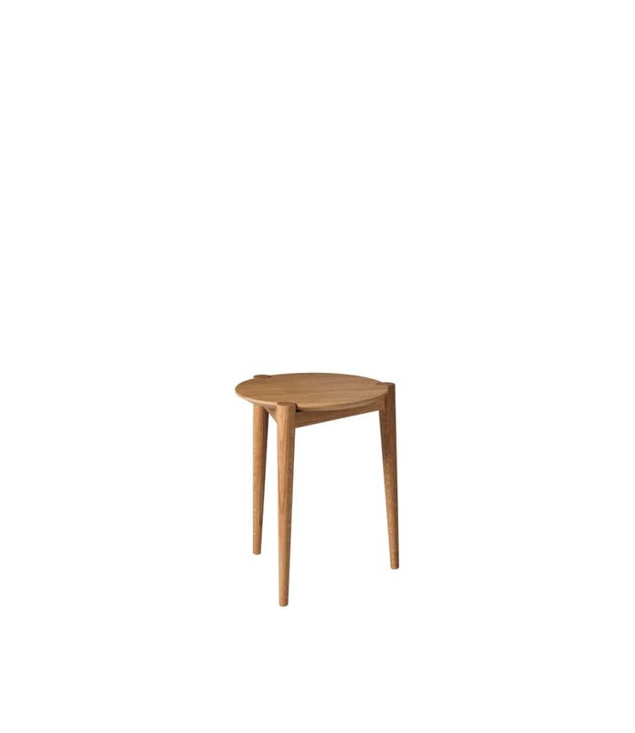 J160A Oak Stool
