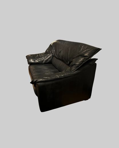 Frontier Leather Loveseat Sofa