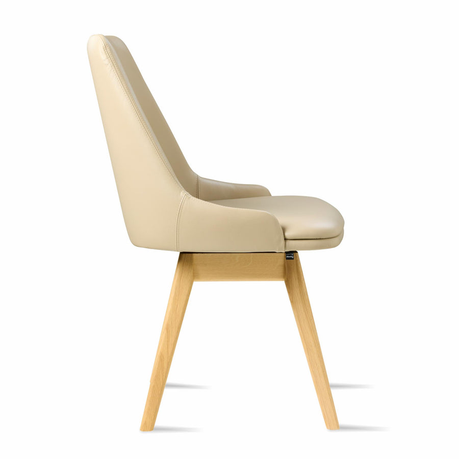 SM 819 Swivel Chair