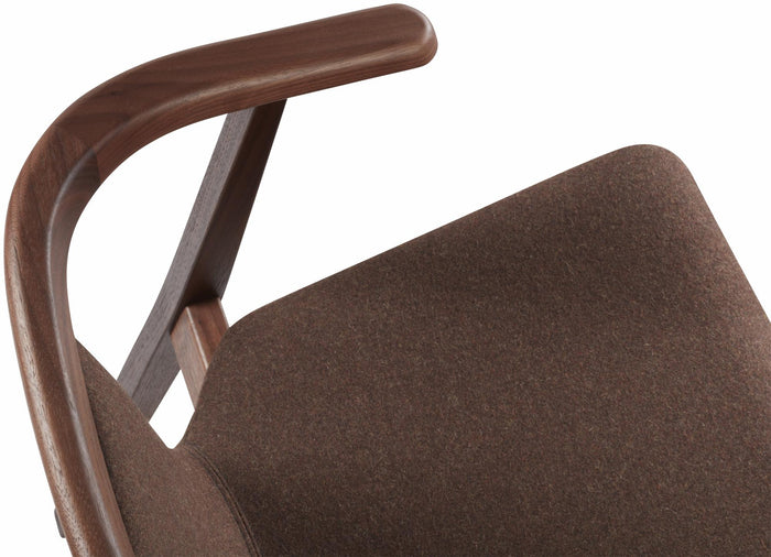 SM 820 Dining Chair