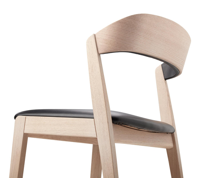 SM 826 Dining Chair
