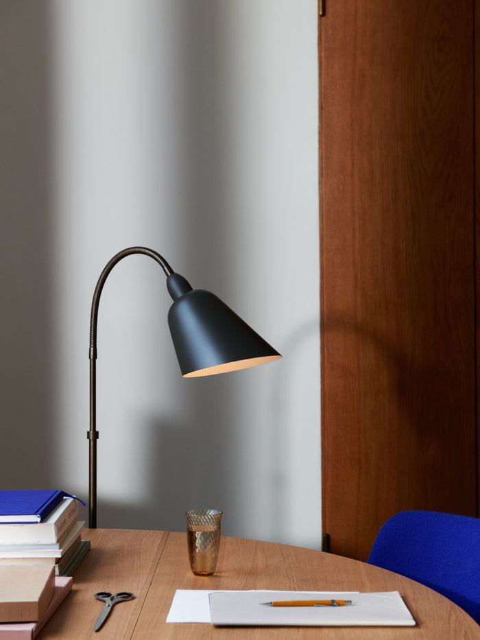 Bellevue AJ7 Floor Lamp