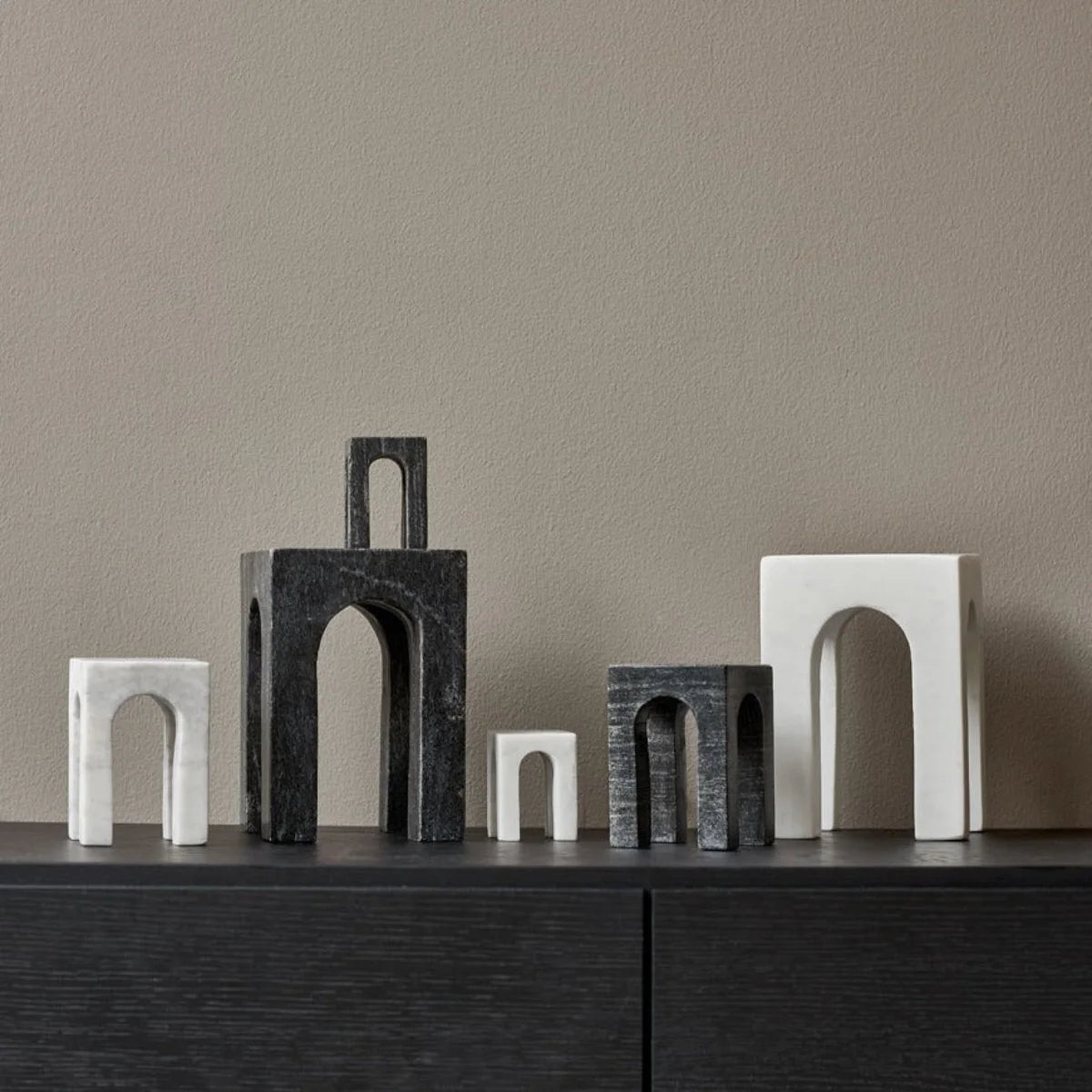 Arkis Bookend