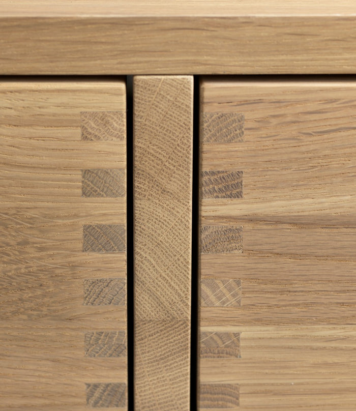 F24 Oak Bench