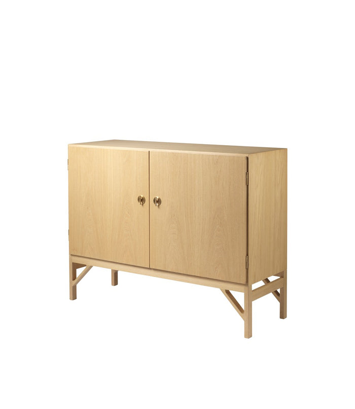 A232 Oak Sideboard