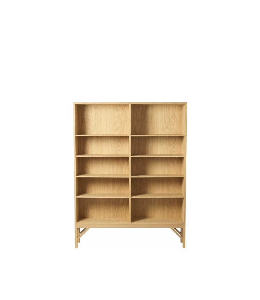 A154 Oak Shelving Unit