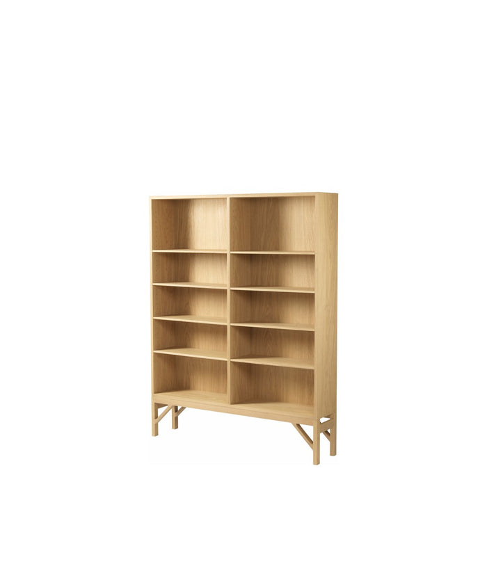 A154 Oak Shelving Unit