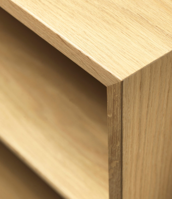 A154 Oak Shelving Unit