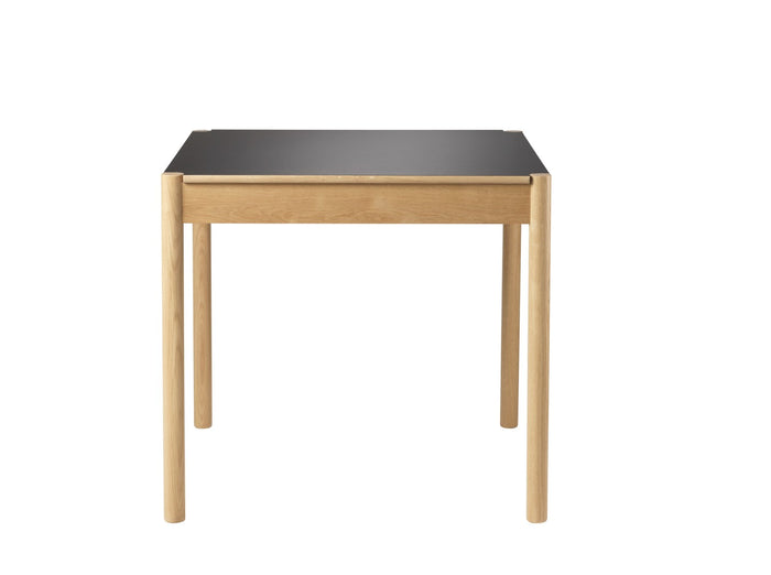 C44C Oak Dining Table
