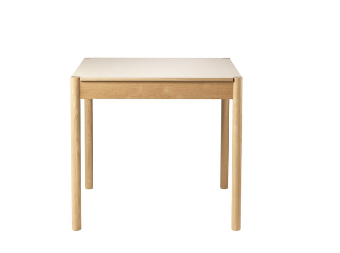 C44C Oak Dining Table
