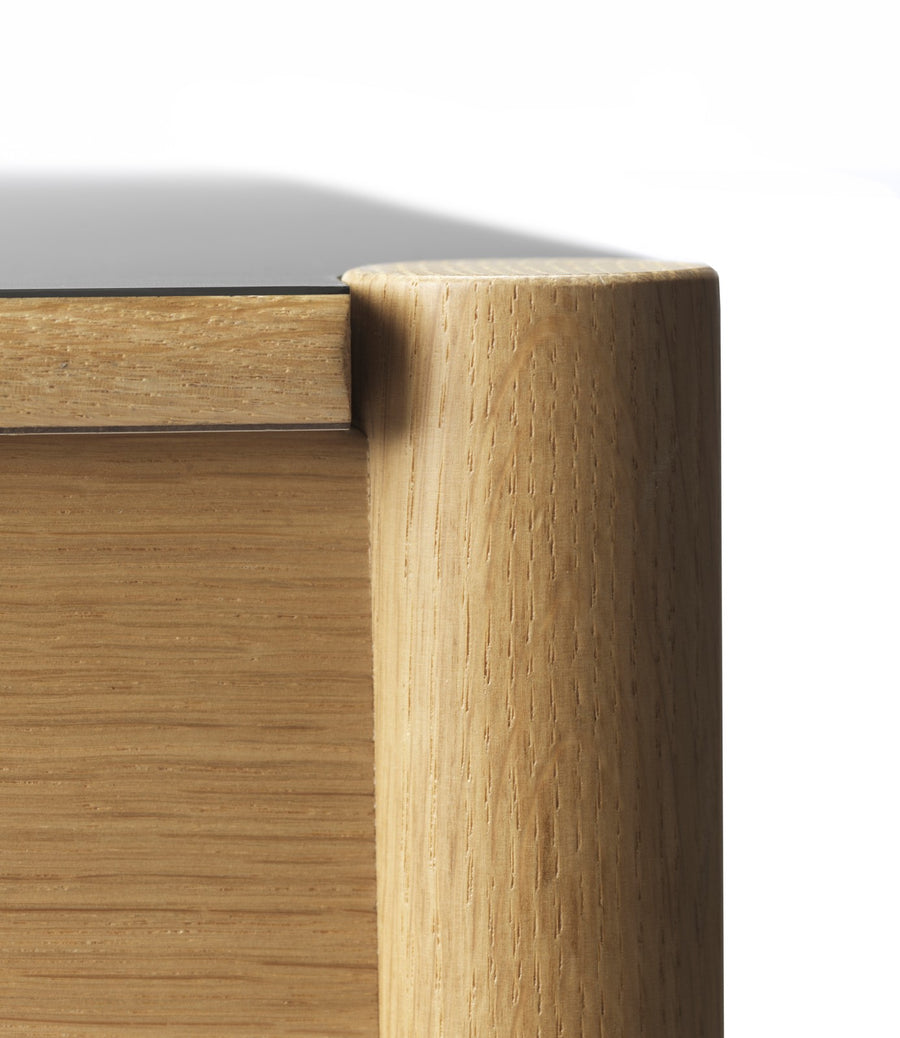 C44C Oak Dining Table