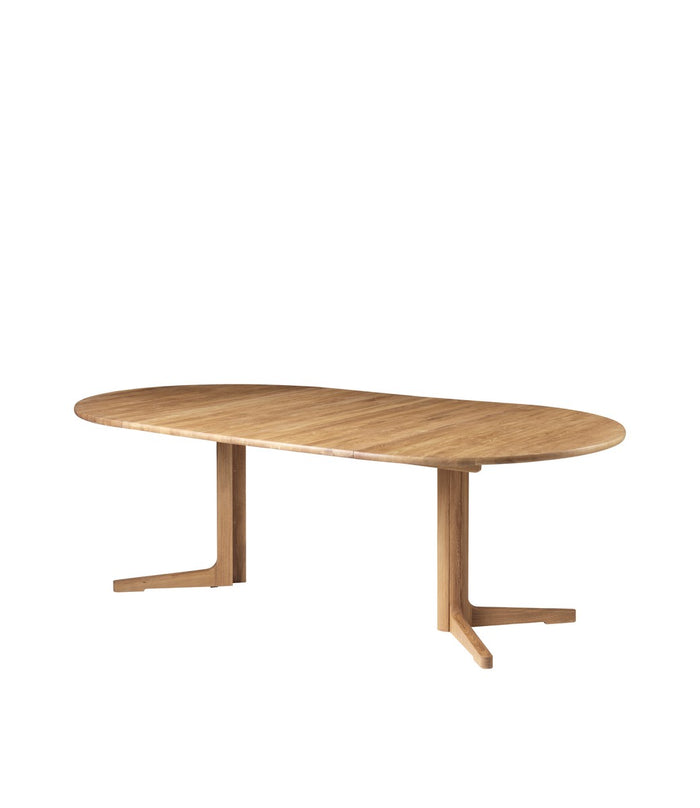 C69 Ry Oak Dining Table