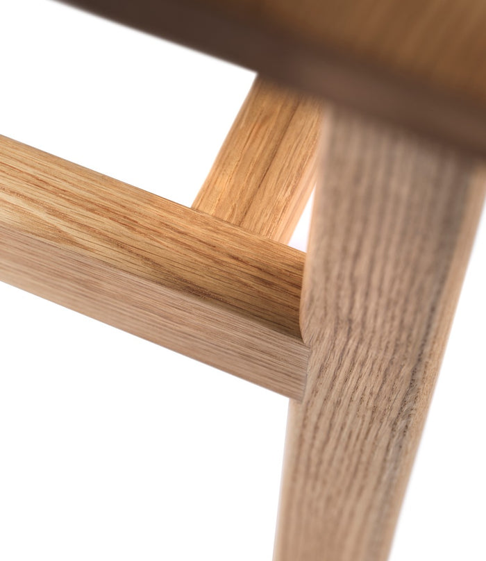D33 Oak Coffee Table
