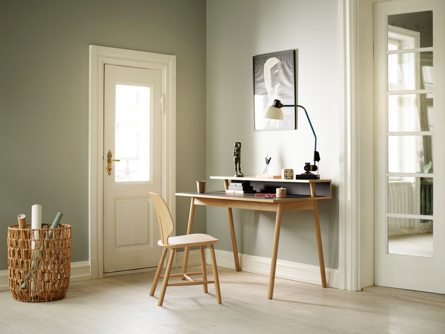 C68 Oak Desk