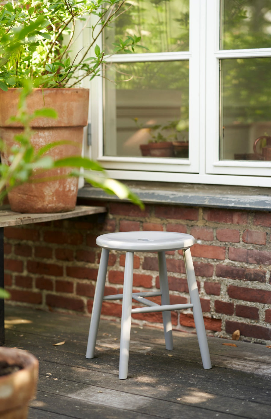 J27 Oak Stool