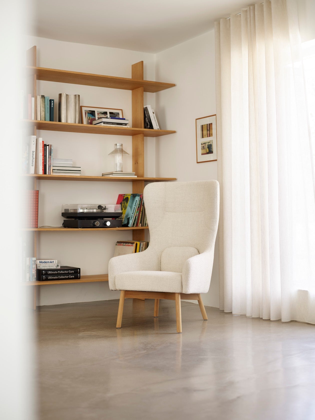L35 Oak Wing Chair