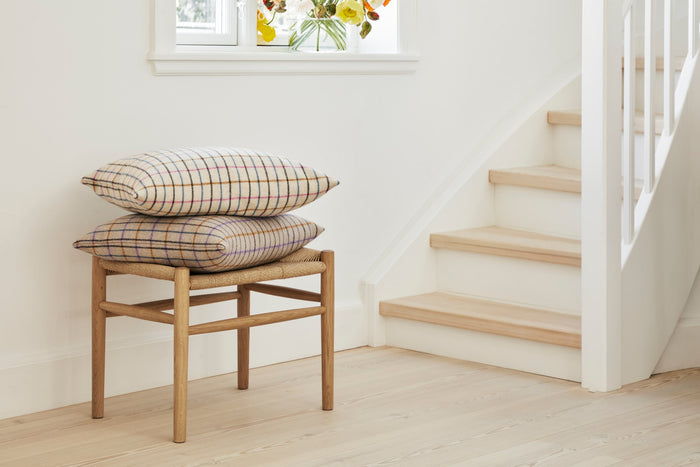 J83S Oak Stool