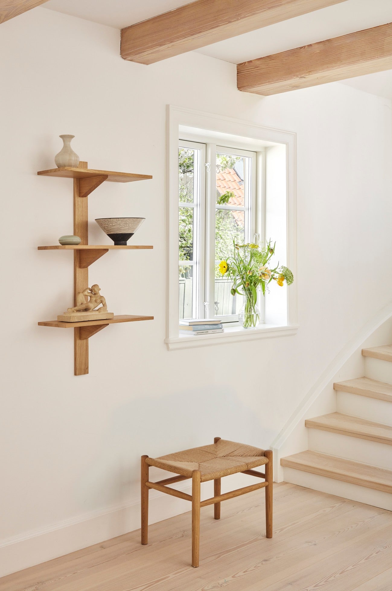 J83S Oak Stool