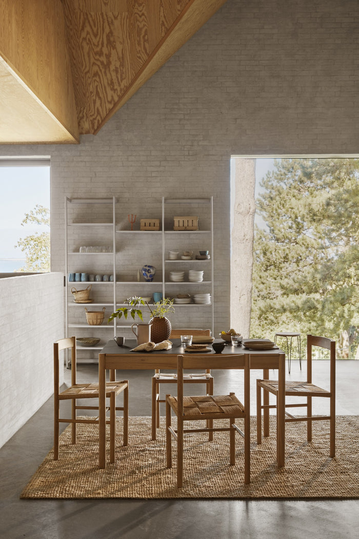C44C Oak Dining Table