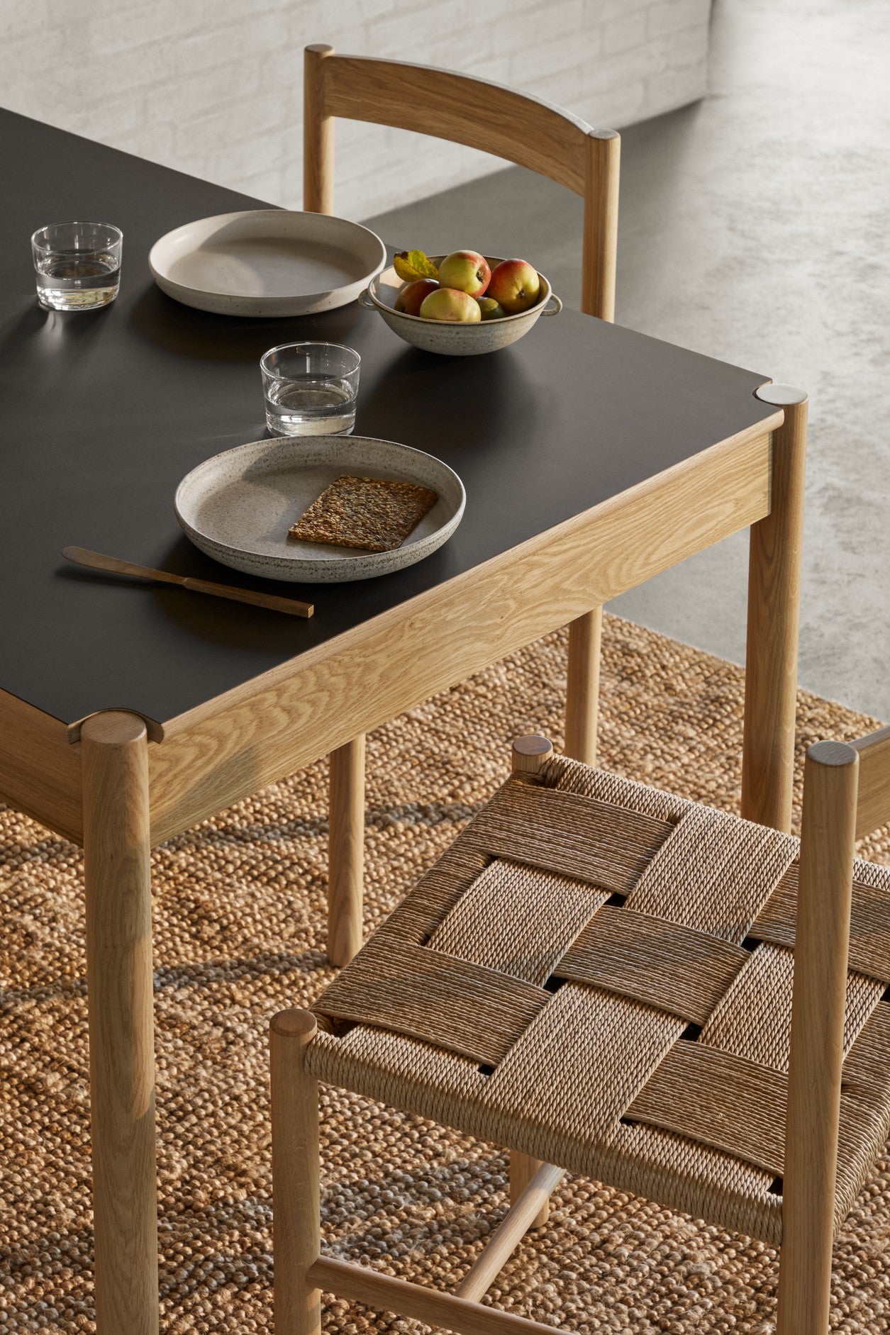 C44C Oak Dining Table
