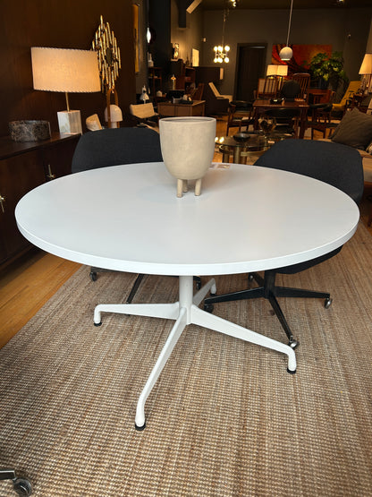 Eames Round Dining Table 48" by Herman Miller