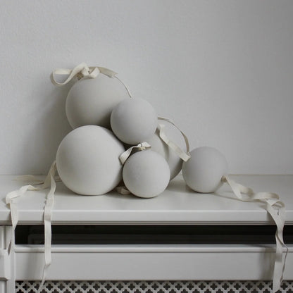 Velvet Holiday Ornament, dove grey (x1)