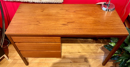 Reff Teak Compact Desk