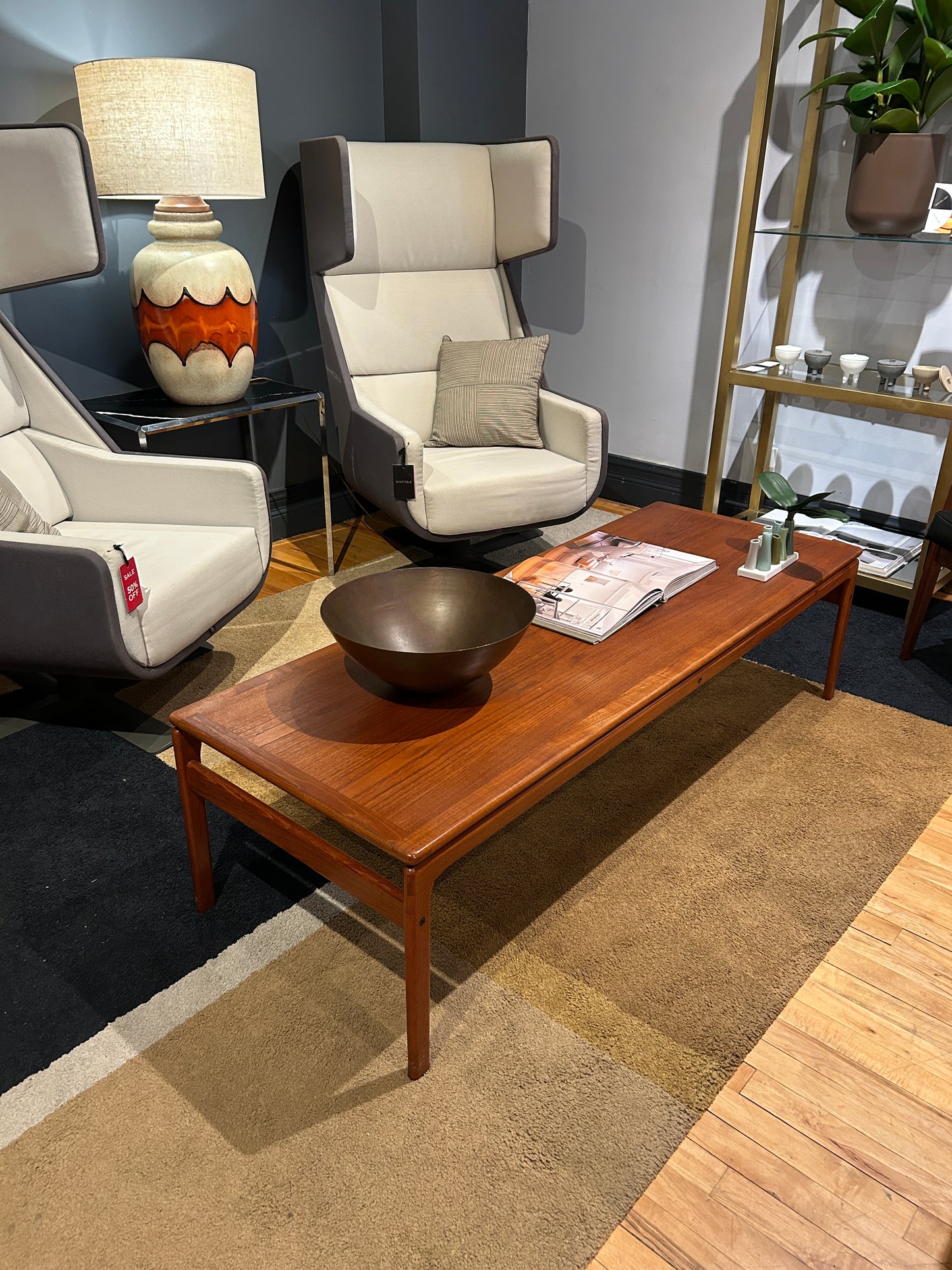 Trioh Long Floating Coffee Table
