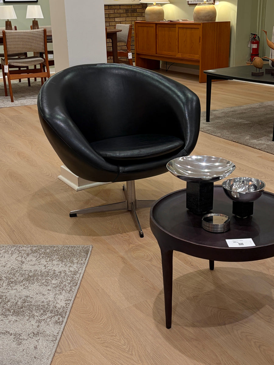 The Pod Swivel Chair