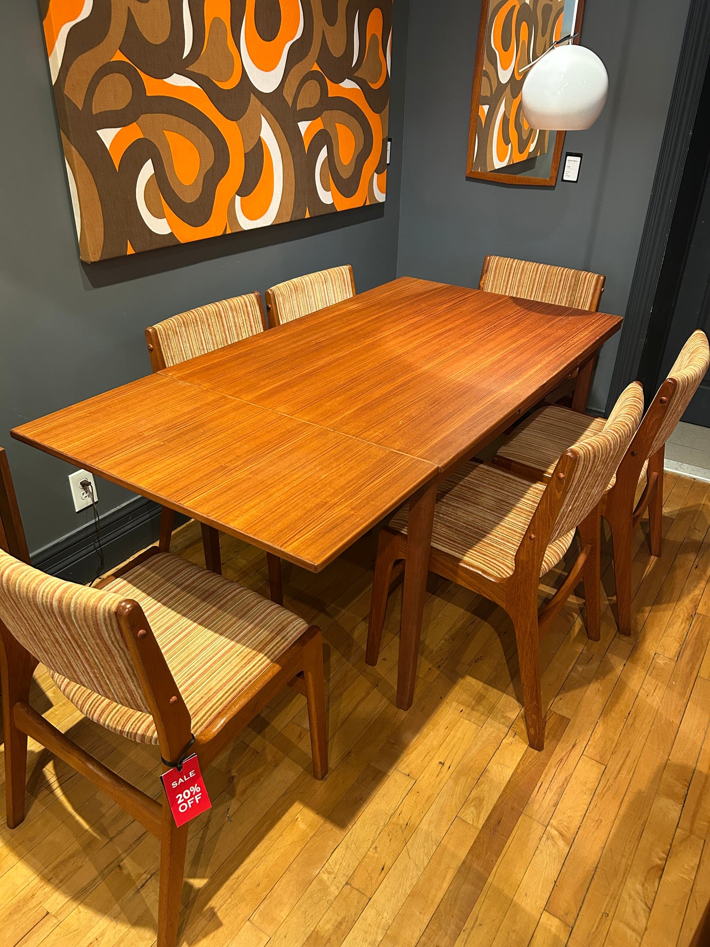 Hørve Extendable Teak Dining Table