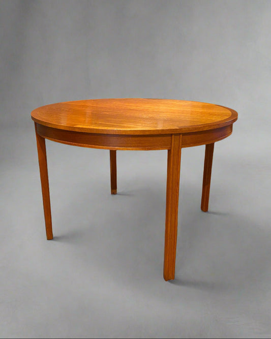 Falster Extendable Teak Round Dining Table
