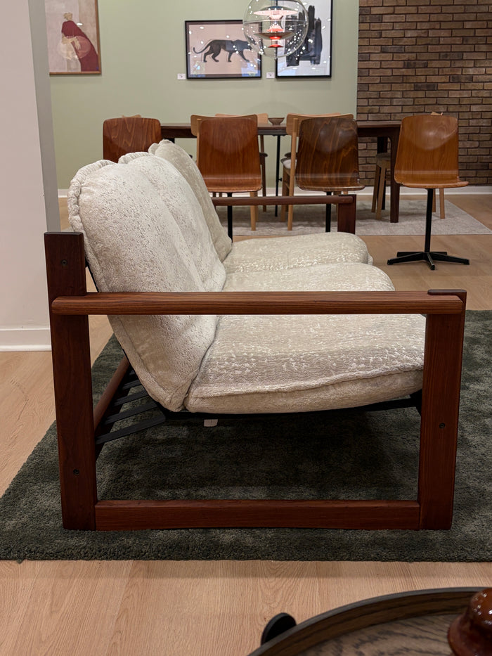 Rio Modern Sling Sofa