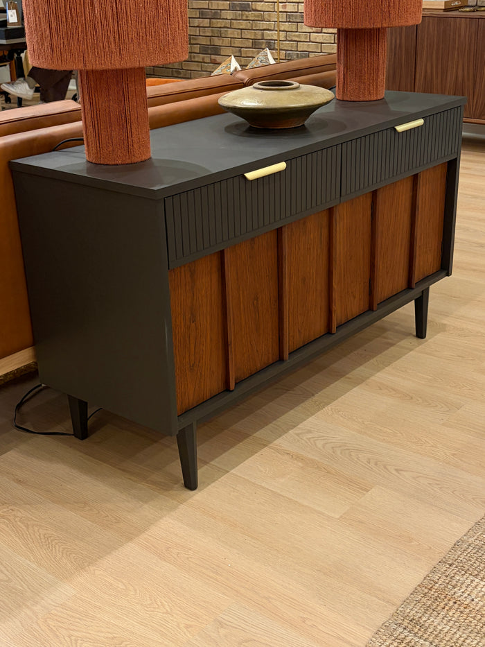 Oslo Credenza