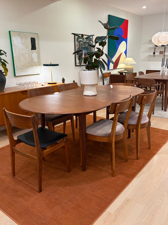 Fyn Oval Teak Dining Table
