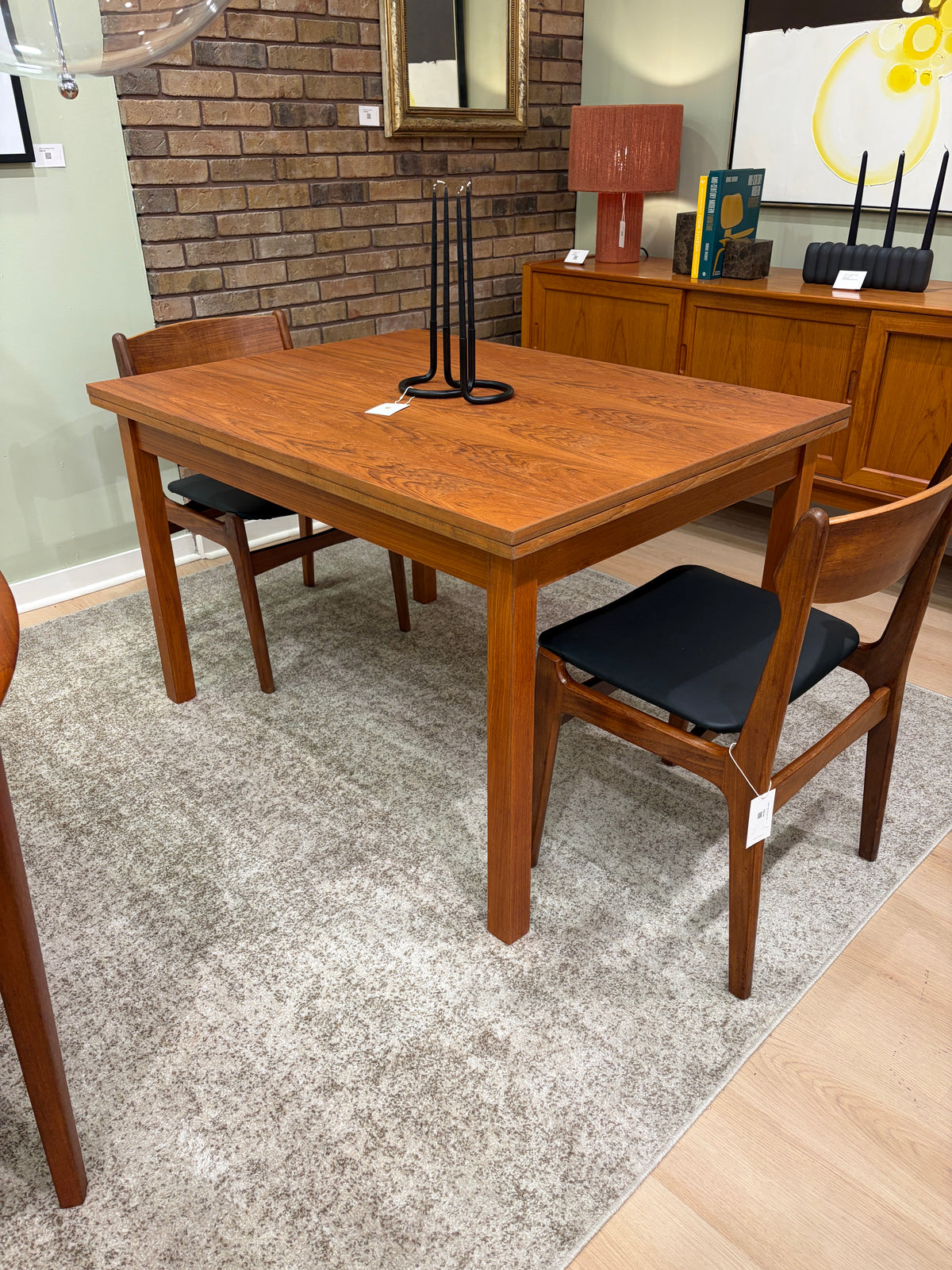 Horsens Teak Dining Table