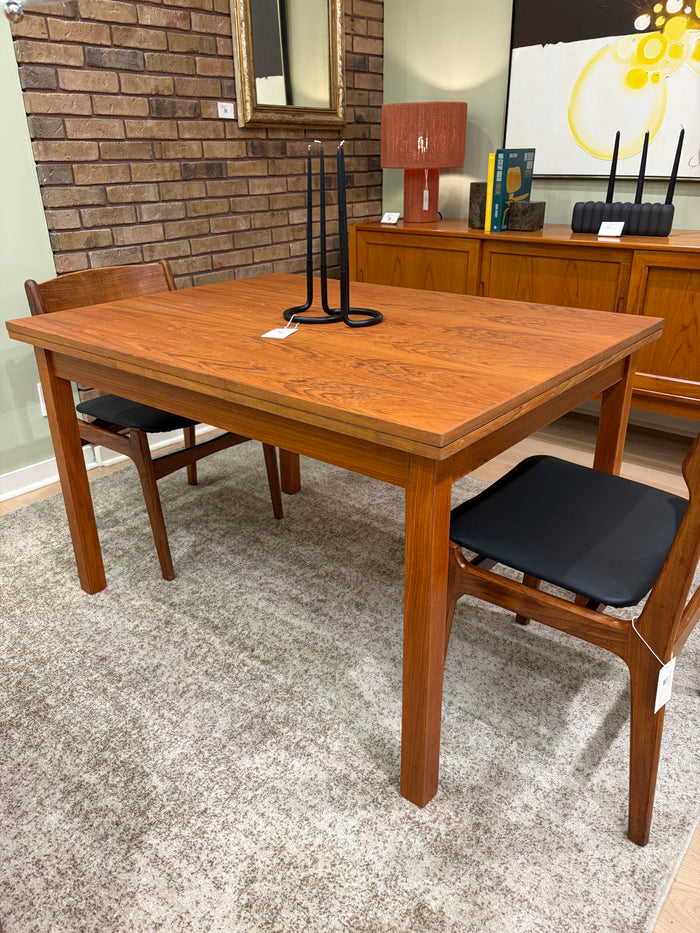 Horsens Teak Dining Table