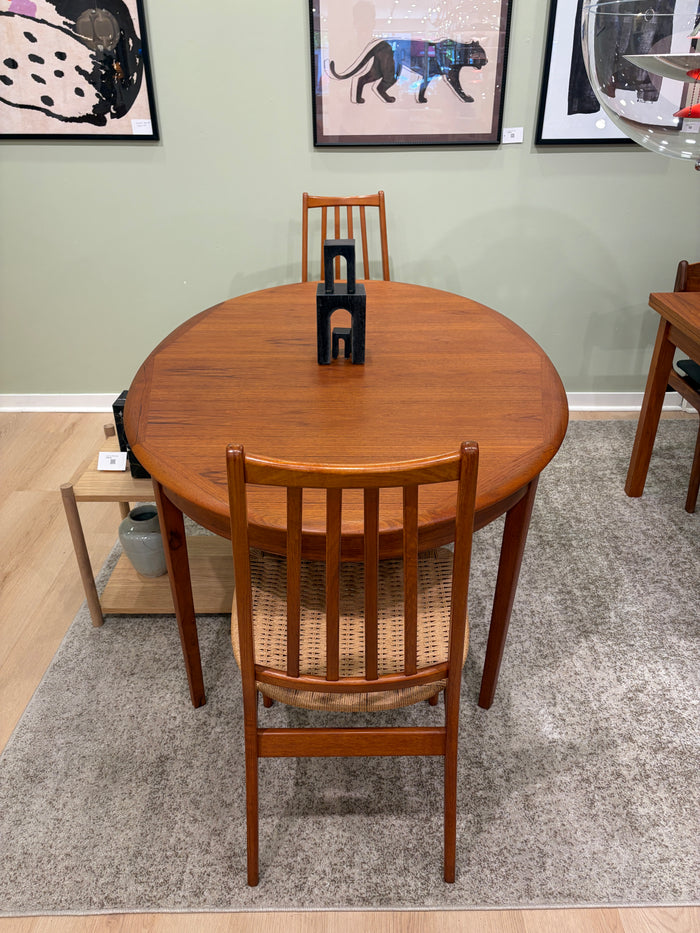 Dyrlund Oval Teak Dining Table