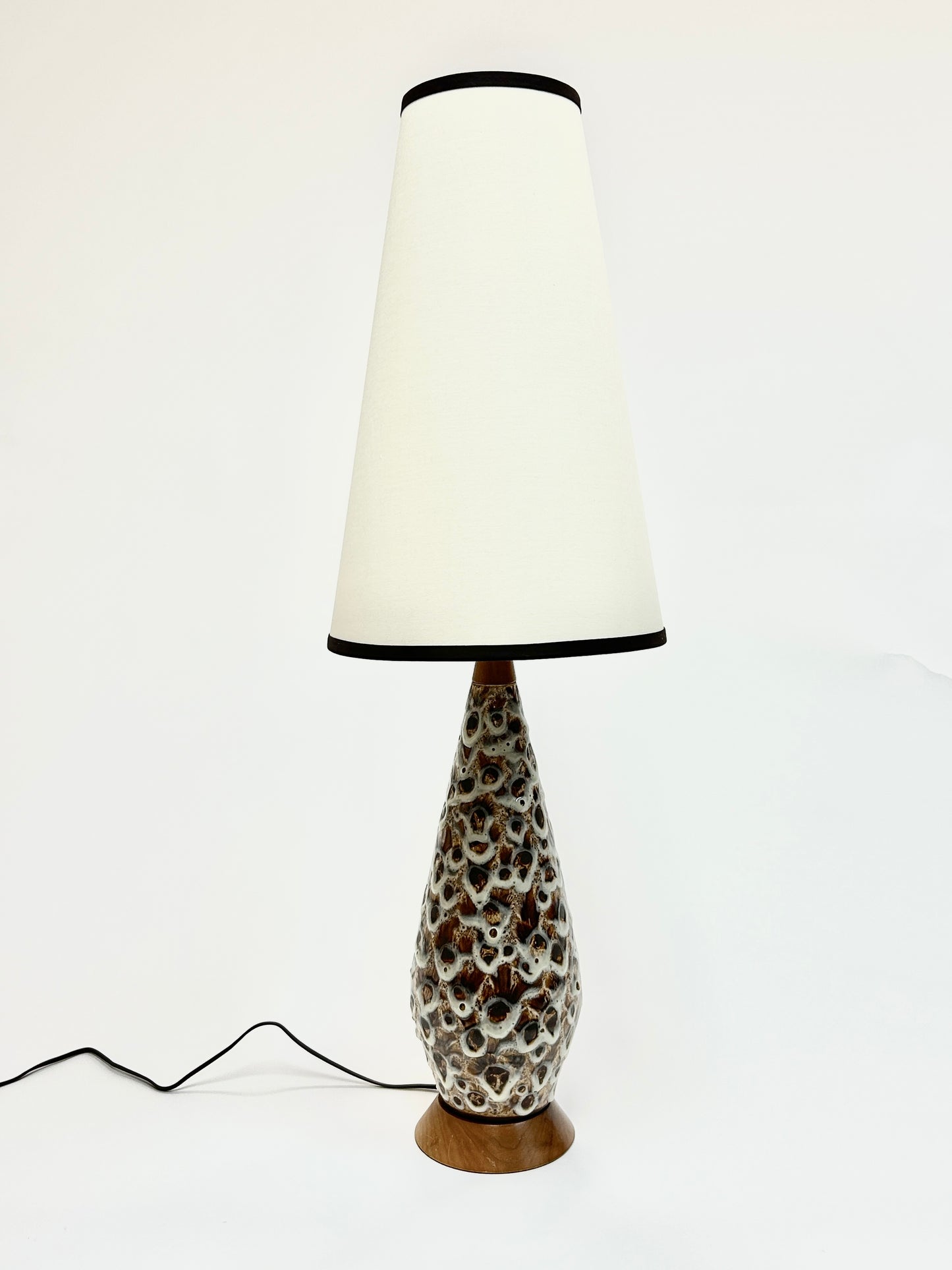 Lava Glow Table Lamp