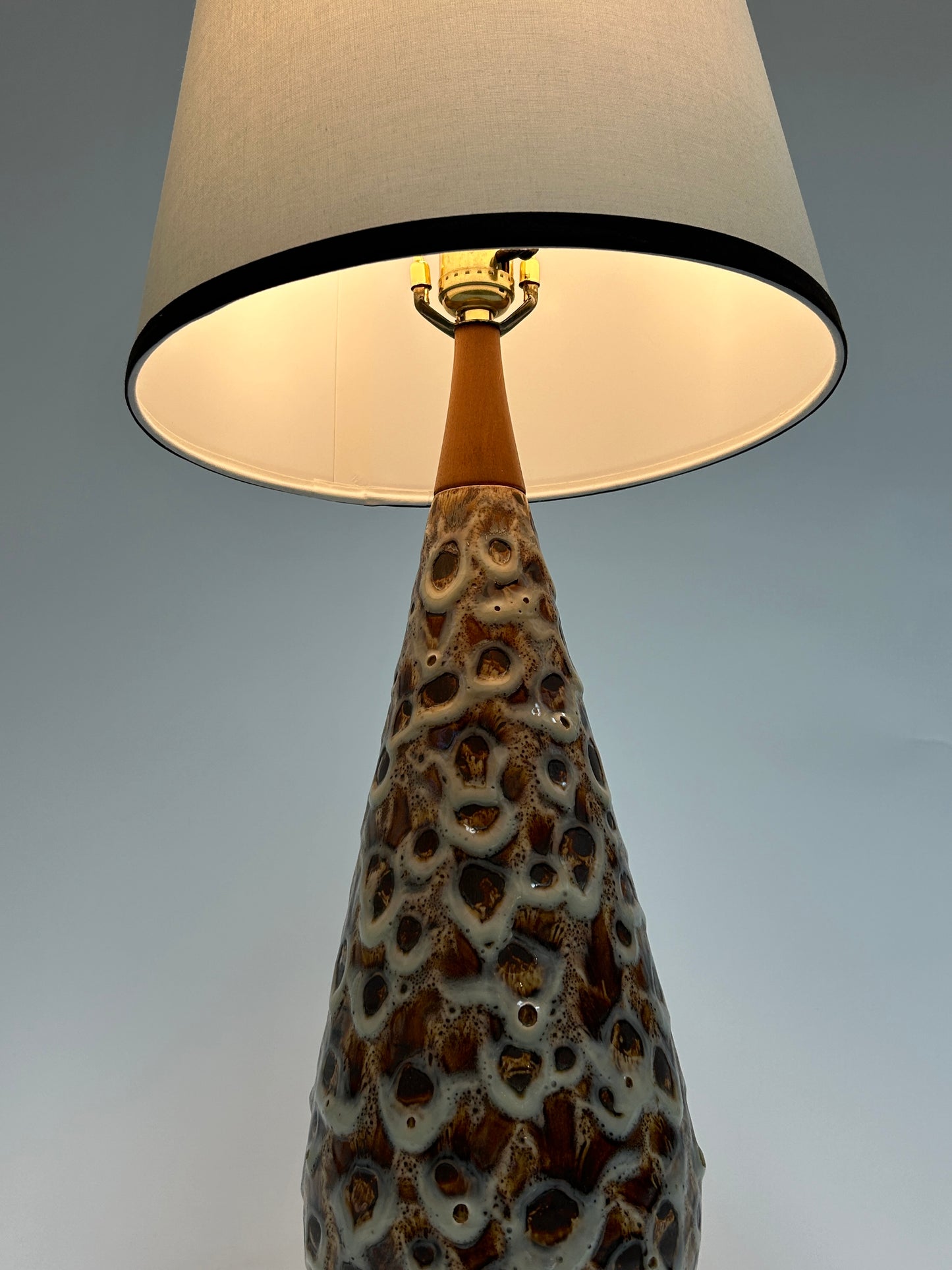 Lava Glow Table Lamp