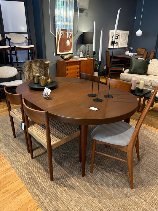 Møbelfabrik Teak Round Dining Table