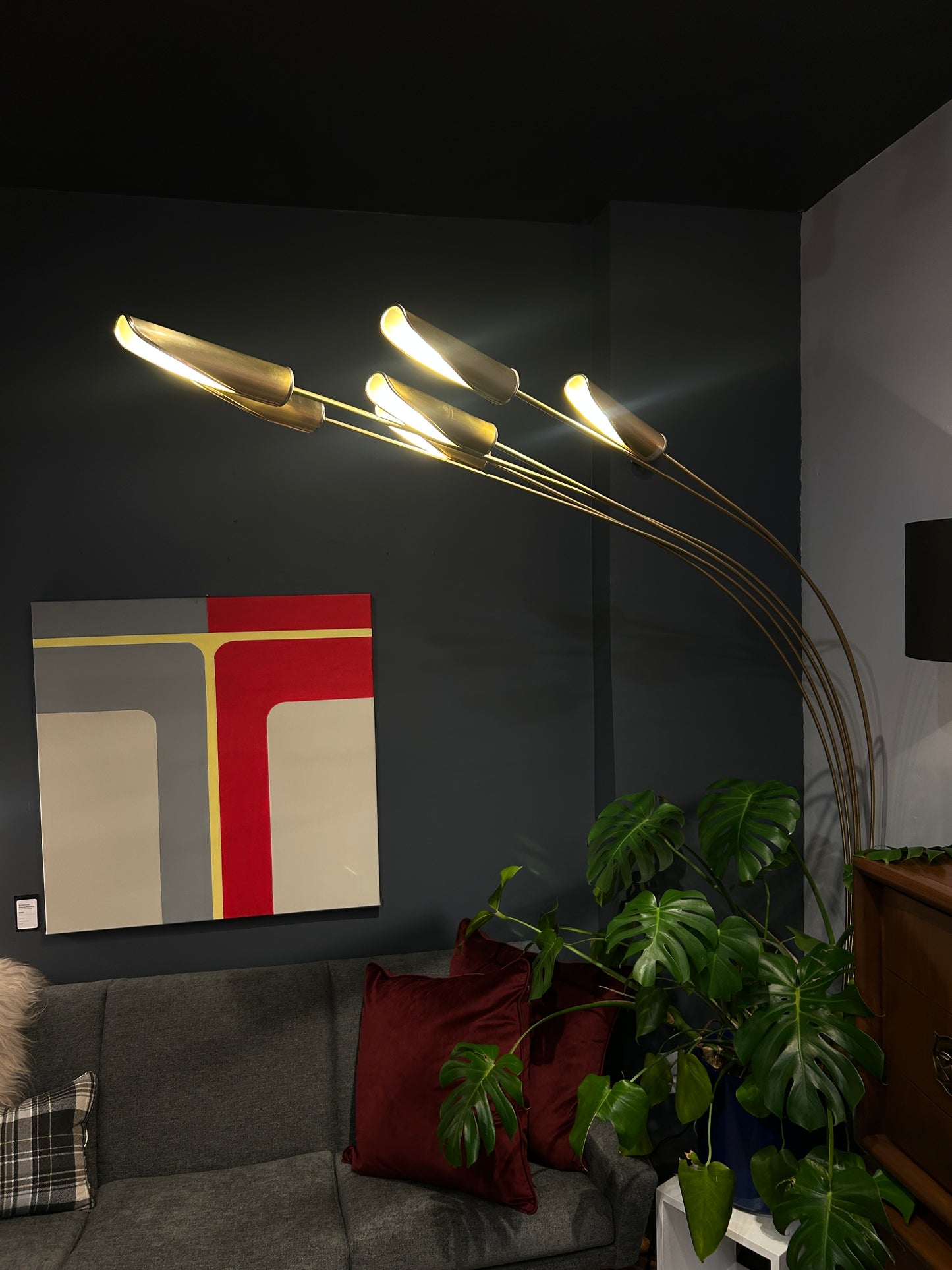 Flutes Arc Floor Lamp