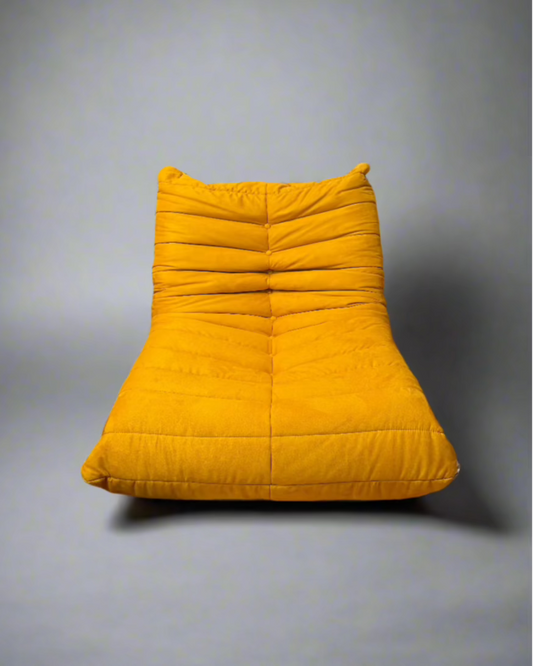 TOGO Lounge Chair