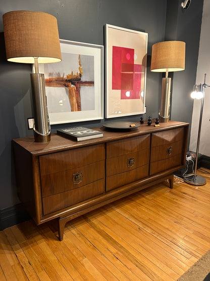 Kaga nine-drawer Sideboard