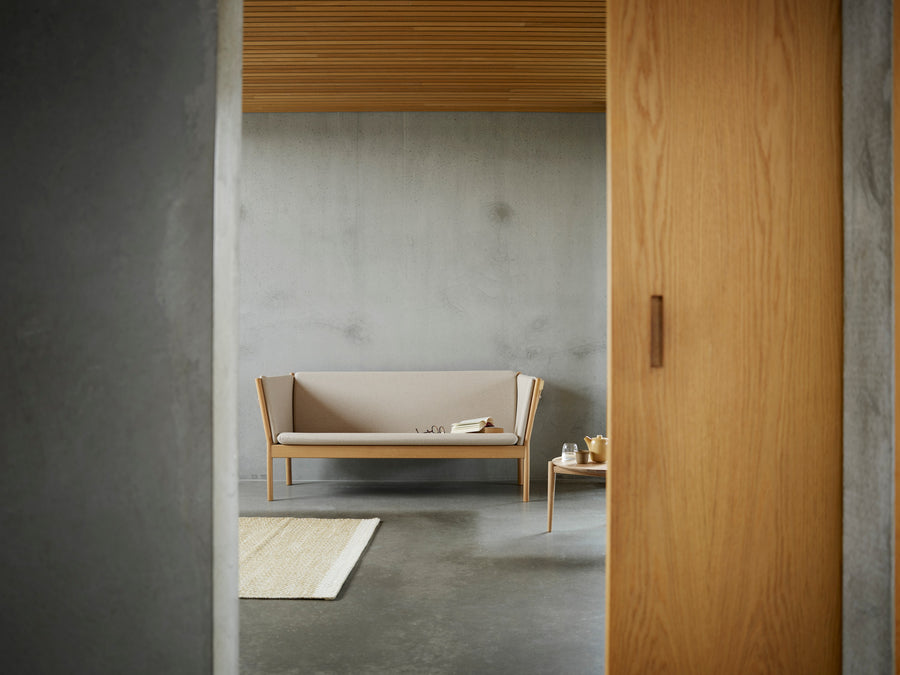 J148/9 Oak Slatted Sofa
