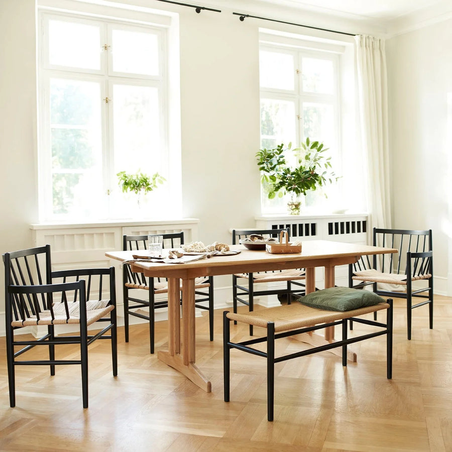 J163S Oak Bench