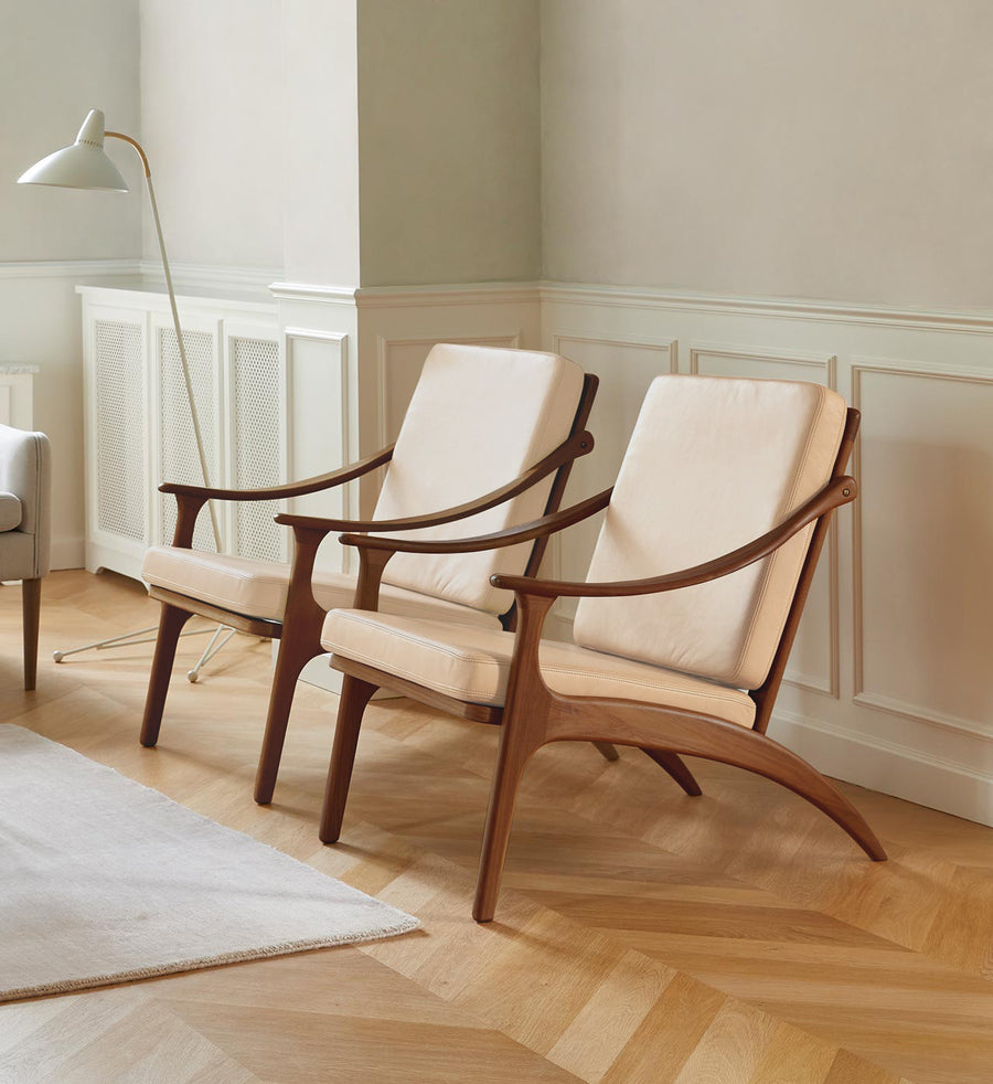 Lean Back Lounge Chair