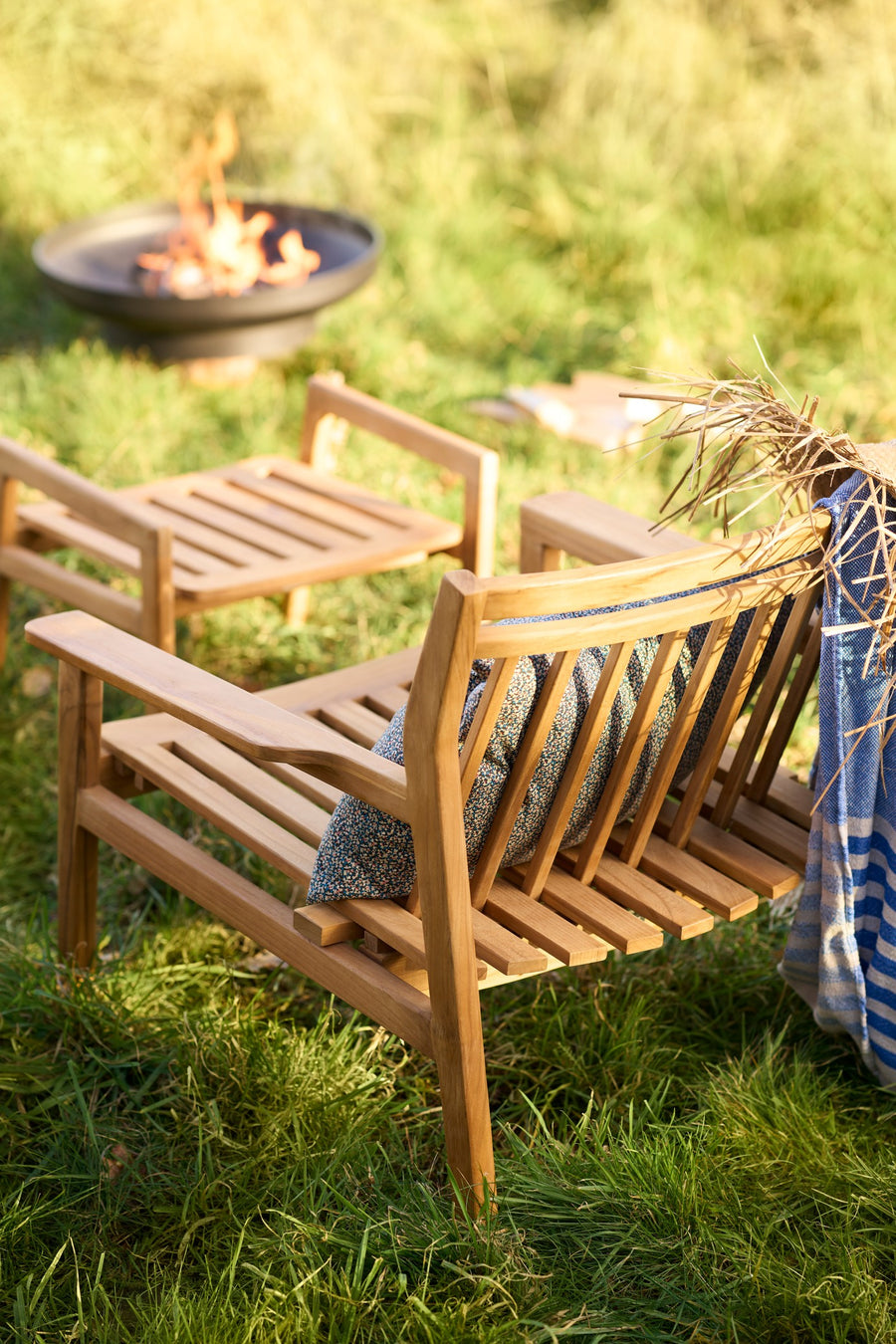 M7 Teak Foot Stool