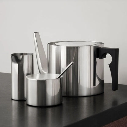 Arne Jacobsen Creamer & Sugar