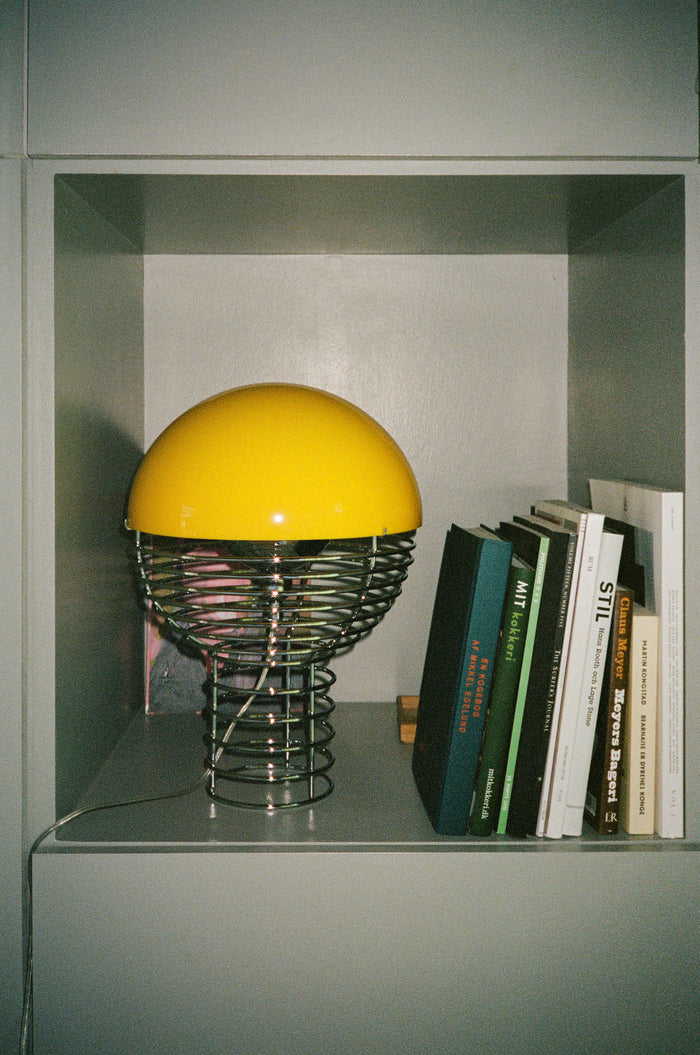 Wire Table Lamp