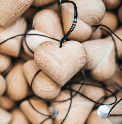 Jul Wooden Hearts Holiday Ornaments (set of 3)